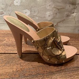 GUCCI heeled sandals.  Authentic. Made in Italy